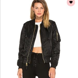 SOLD!! SOLD!! 🔥 MA-1 W Bomber in Black